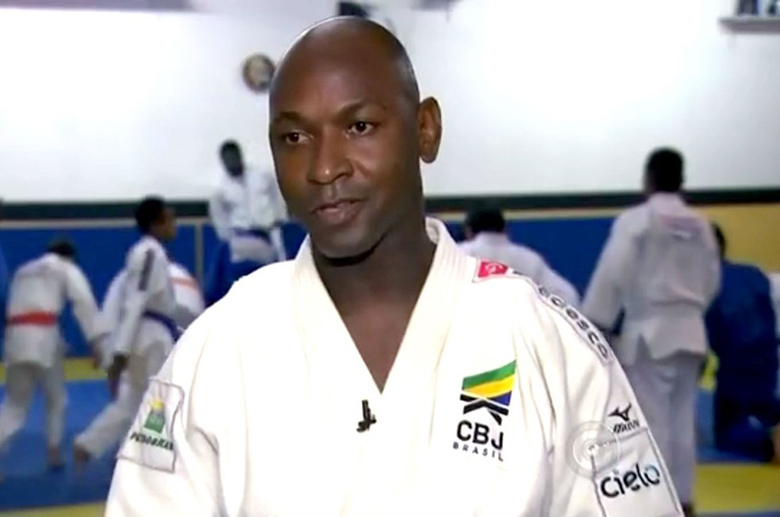 Photo of Ex-judoca olímpico, é morto a tiros por colega da PM