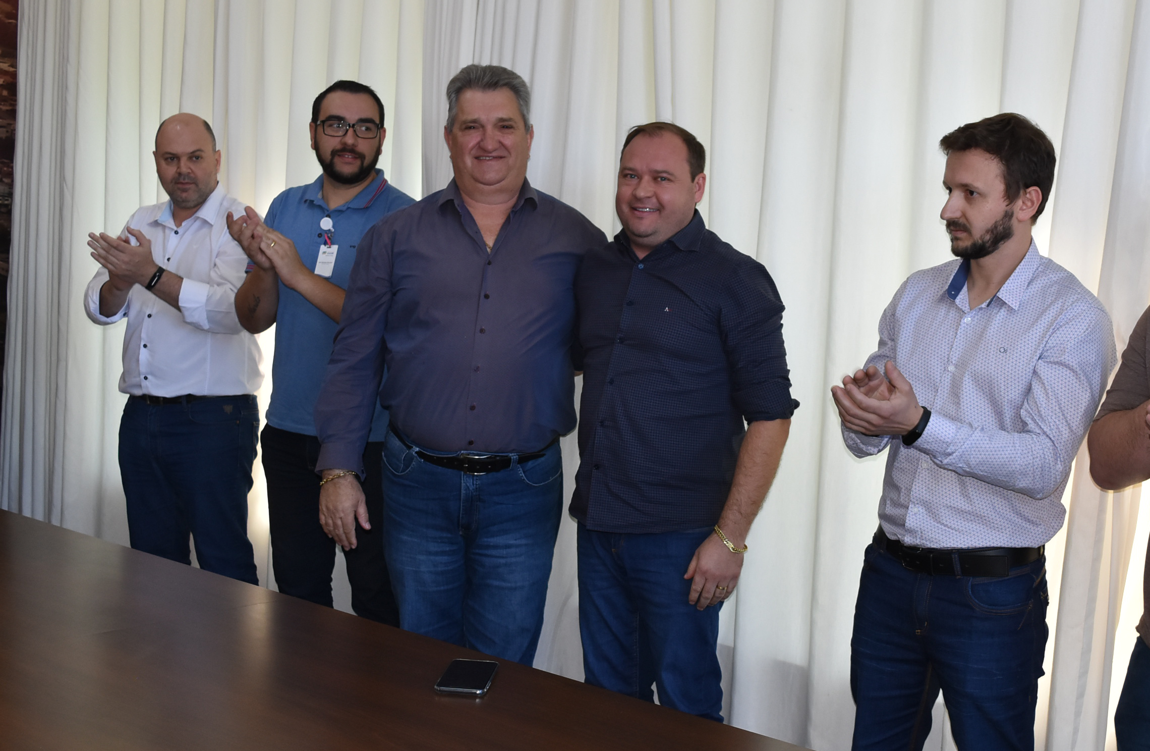 Photo of Em período de férias de Dagort, vice-prefeito Adriano assume Executivo