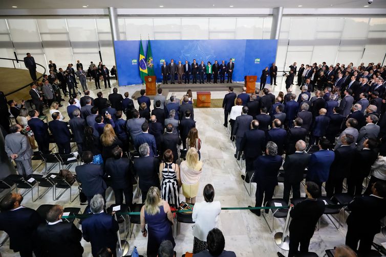 Photo of MP extingue multa adicional de 10% do FGTS que ia para União