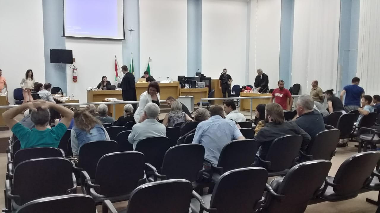 Photo of Homem que matou por ciúmes sofre condenação de 16 anos