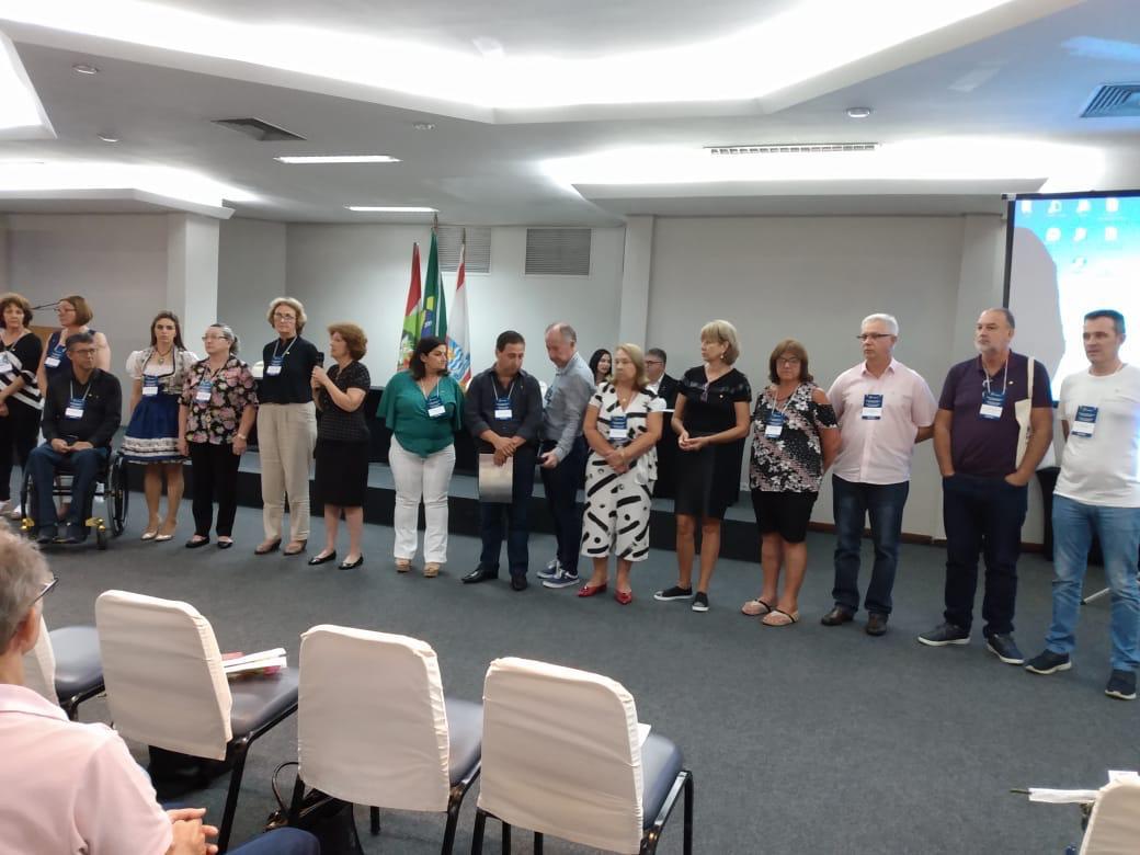 Photo of Apae Chapecó representada em capacitação  para dirigentes em Florianópolis