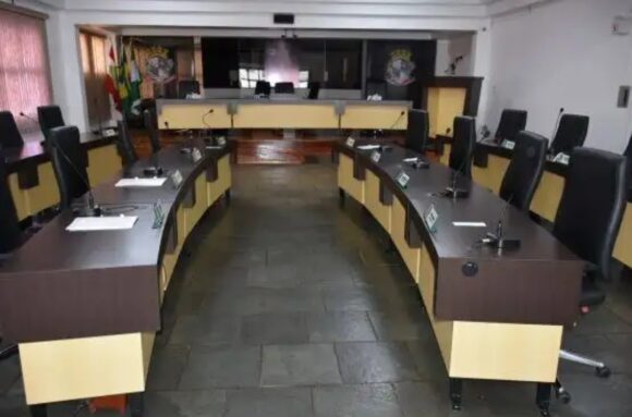 Photo of Câmara de Vereadores de Chapecó fará sessões online