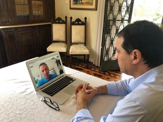 Photo of Governador Moisés sinaliza prorrogação de isolamento social no Estado em reunião com prefeitos