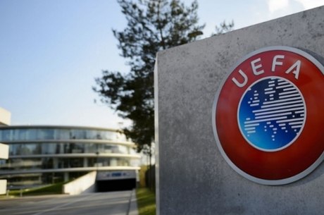 Photo of OMS sugere paralisação do futebol europeu até o final de 2021