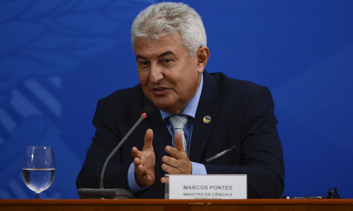 Photo of Covid-19: Em coletiva ministro Marcos Pontes fala sobre pesquisas brasileiras