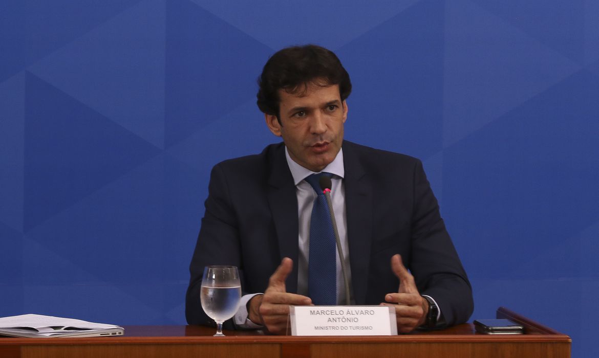 Photo of Governo publica MP que abre crédito para empresas de turismo