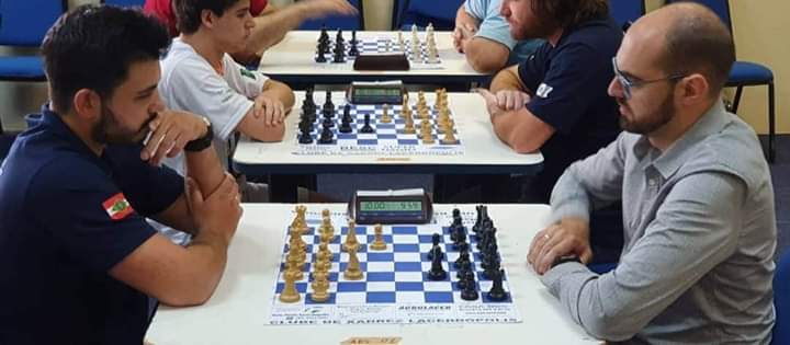 Photo of Xadrez é vice no Online de Duplas U2200