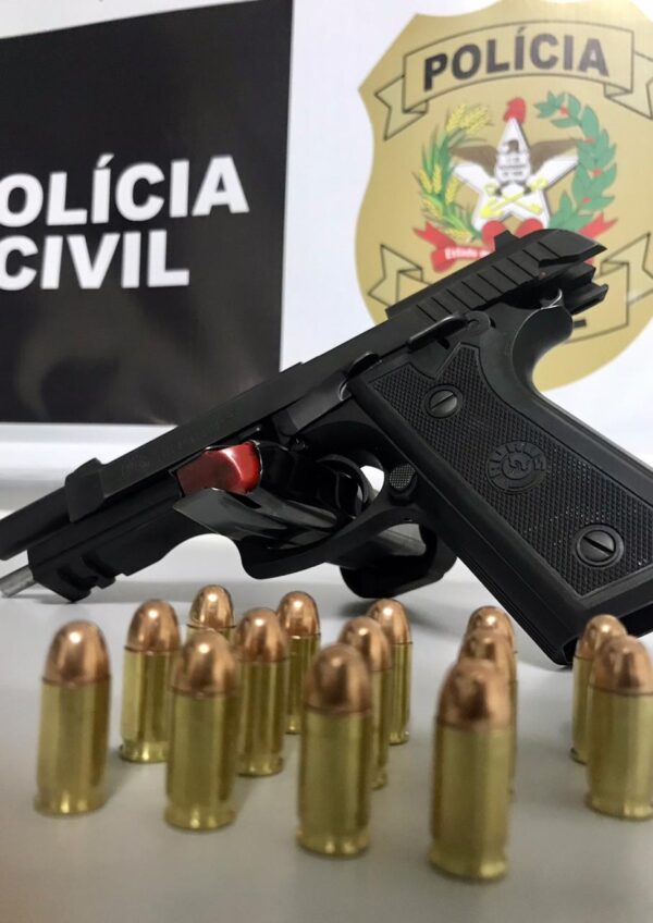 Photo of FLAGRANTE: Homem é preso por porte ilegal de arma de fogo no Oeste