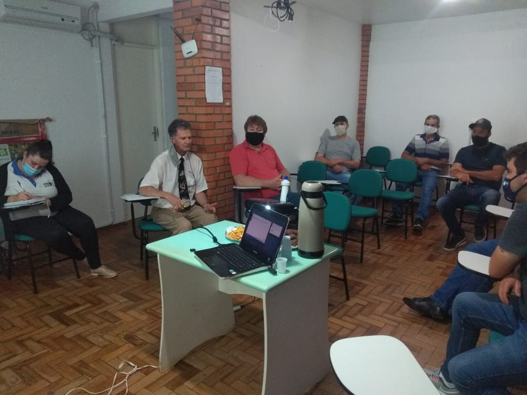 Photo of Associativismo fortalecerá fruticultores do município de Itá