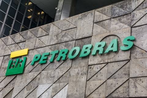 Photo of Petrobras anuncia aumento no diesel, gasolina e gás de cozinha