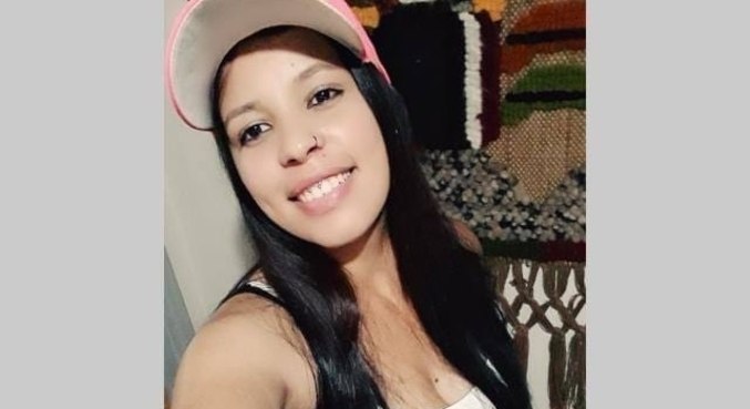 Photo of Jovem é morta pelo ex-companheiro na frente da família na véspera de Natal em SC