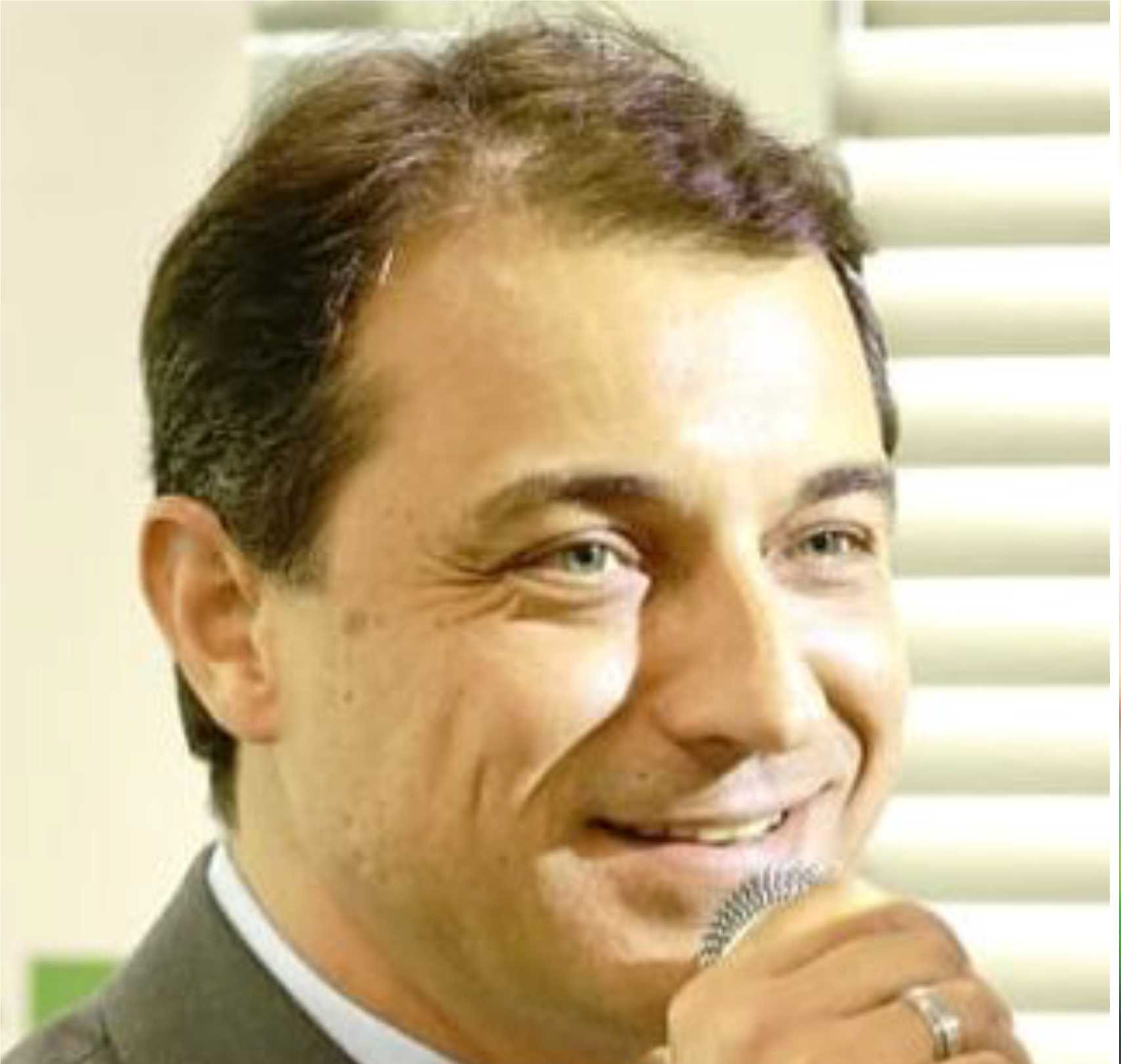 Photo of Arquivado inquérito contra Carlos Moisés sobre fraude dos respiradores