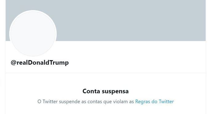 Photo of Twitter cancela para sempre conta de Trump por ‘risco de incitar violência’