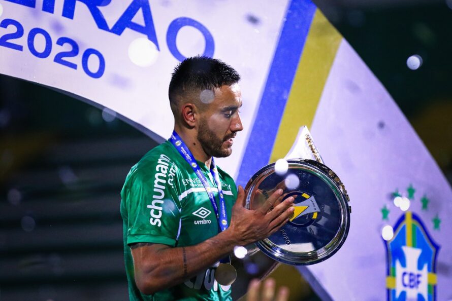 Photo of Alan Ruschel aceita proposta do Cruzeiro e deixa a Chapecoense