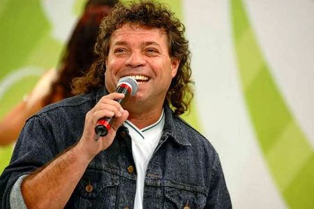 Photo of Morre o cantor Augusto César, após contrair Covid