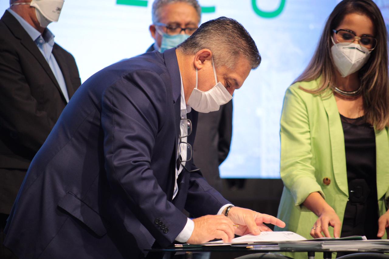 Photo of Nos 100 dias de Governo, Administração lança R$ 50 milhões em obras