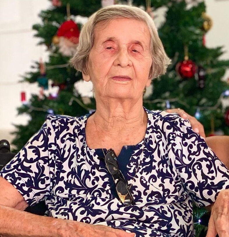 Photo of Aos 99 anos, mãe do autor das ‘Diretas Já’ vence a Covid pela 2ª vez