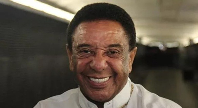 Photo of Agnaldo Timóteo morre aos 84 anos vítima de Covid