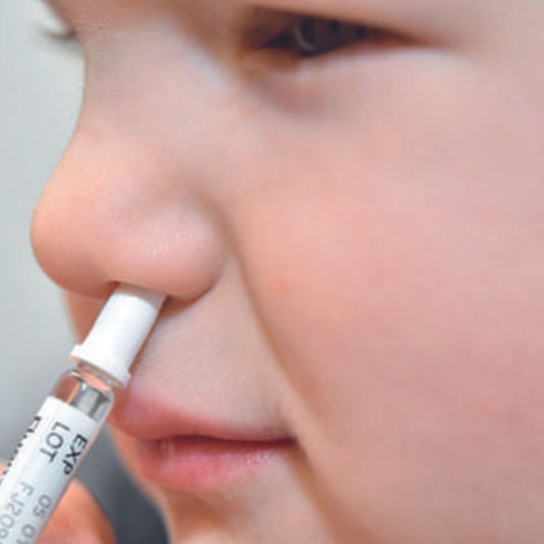 Photo of Versão em spray nasal da vacina AstraZeneca começa a ser testada em humanos