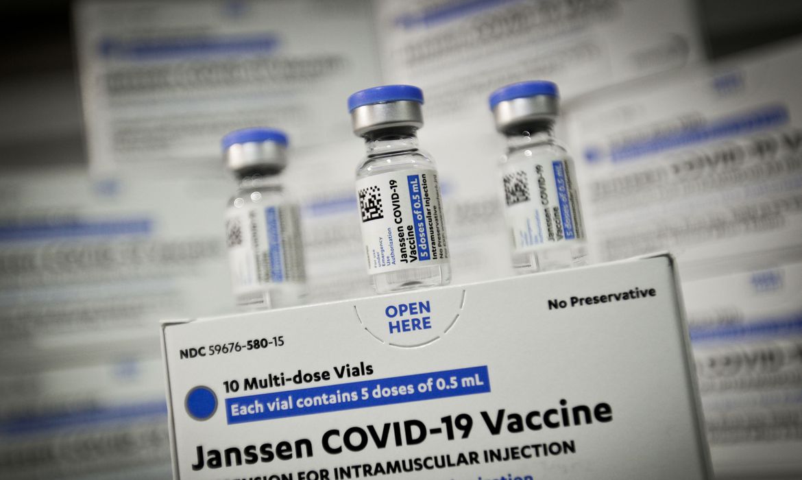 Photo of Anvisa aprova ampliação do prazo de validade da vacina da Janssen