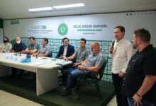 Photo of Diretoria alviverde apresenta nova composição do Departamento De Futebol