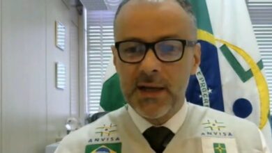 Photo of Diretores da Anvisa são ameaçados após aval ao uso de CoronaVac em crianças e adolescentes