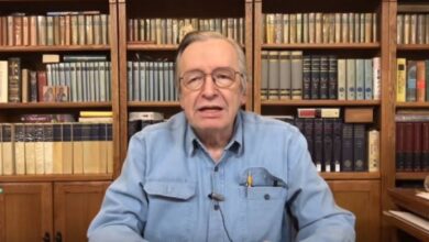 Photo of Família confirma a morte de Olavo de Carvalho, aos 74 anos, nos Estados Unidos