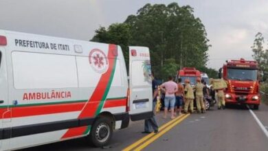 Photo of Casal de namorados morre em acidente ao retornar de passeio com a família