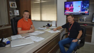 Photo of Gerente da DASS de São Carlos visita o prefeito Rudi