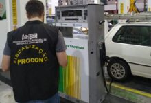 Photo of Procon adverte postos que aumentaram combustíveis antecipadamente