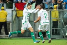 Photo of Chapecoense se fecha, aposta no contra-ataque e vence o Grêmio na Arena