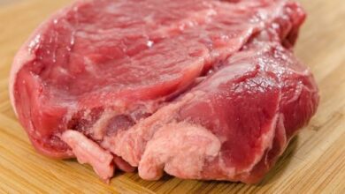 Photo of Empregada é presa por furtar carne, sabão e inseticida dos patrões