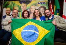 Photo of O melhor para Santa Catarina é Jorginho Mello” diz Carla Zambelli