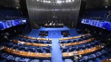 Photo of Senado aprova PEC que turbina auxílios e cria benefícios