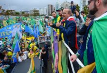 Photo of Ficarei ao lado do presidente Bolsonaro, não farei igual Moisés” diz Jorginho Mello a multidão em Florianópolis