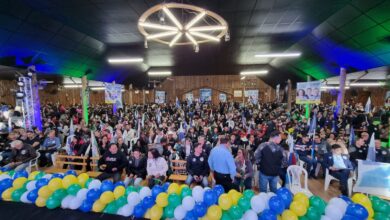 Photo of Candidatos Gean e Eron reúnem cerca de 1,5 mil pessoas em Chapecó
