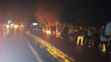 Photo of Com bloqueio em Chapecó chega a pelo menos 53 pontos em rodovias interditados no país