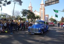 Photo of Desfile de Natal terá 500 pessoas e mais de 100 carros na avenida Getúlio Vargas