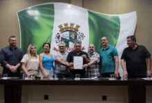Photo of Prefeitura de Chapecó lança mais R$ 41 milhões em obras de parques, centro multiuso, asfalto e georreferenciamento
