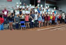 Photo of Mais 157 moradores se tornam donos de suas moradias através do Lar Legal no Oeste