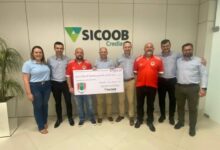 Photo of Associação Concordiense de Futsal recebe cheque no valor de R$ 10.344,00 para projeto social