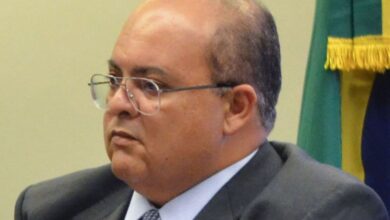 Photo of Moraes afasta governador do Distrito Federal por 90 dias
