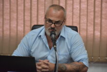 Photo of Vereadores de Chapecó se manifestam contra decreto federal que suspende comércio de armas e munições