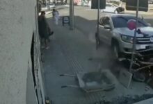 Photo of CONCÓRDIA: carro invade acostamento e para em canteiro