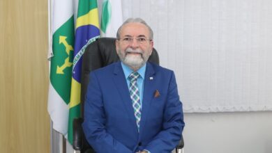 Photo of Presidentes do CFM e do CRM-SC debatem Sigilo Médico