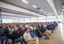 Photo of Professores de Chapecó participam de palestra sobre segurança nas escolas