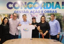 Photo of Pilota concordiense, Antonella Bassani, é homenageada pelo Executivo Municipal