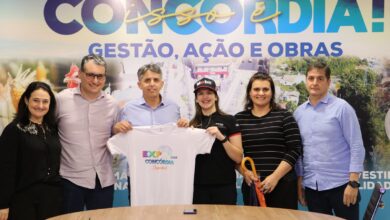 Photo of Pilota concordiense, Antonella Bassani, é homenageada pelo Executivo Municipal
