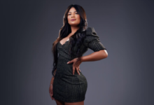 Photo of Morre cantora e radialista, aos 22 anos, em acidente de carro