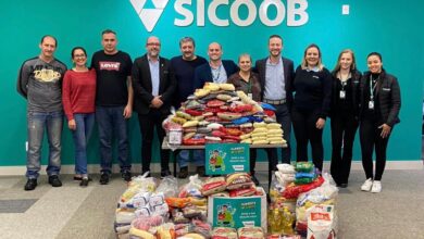 Photo of Prefeitura recebe doação de alimentos da Sicoob Crediauc